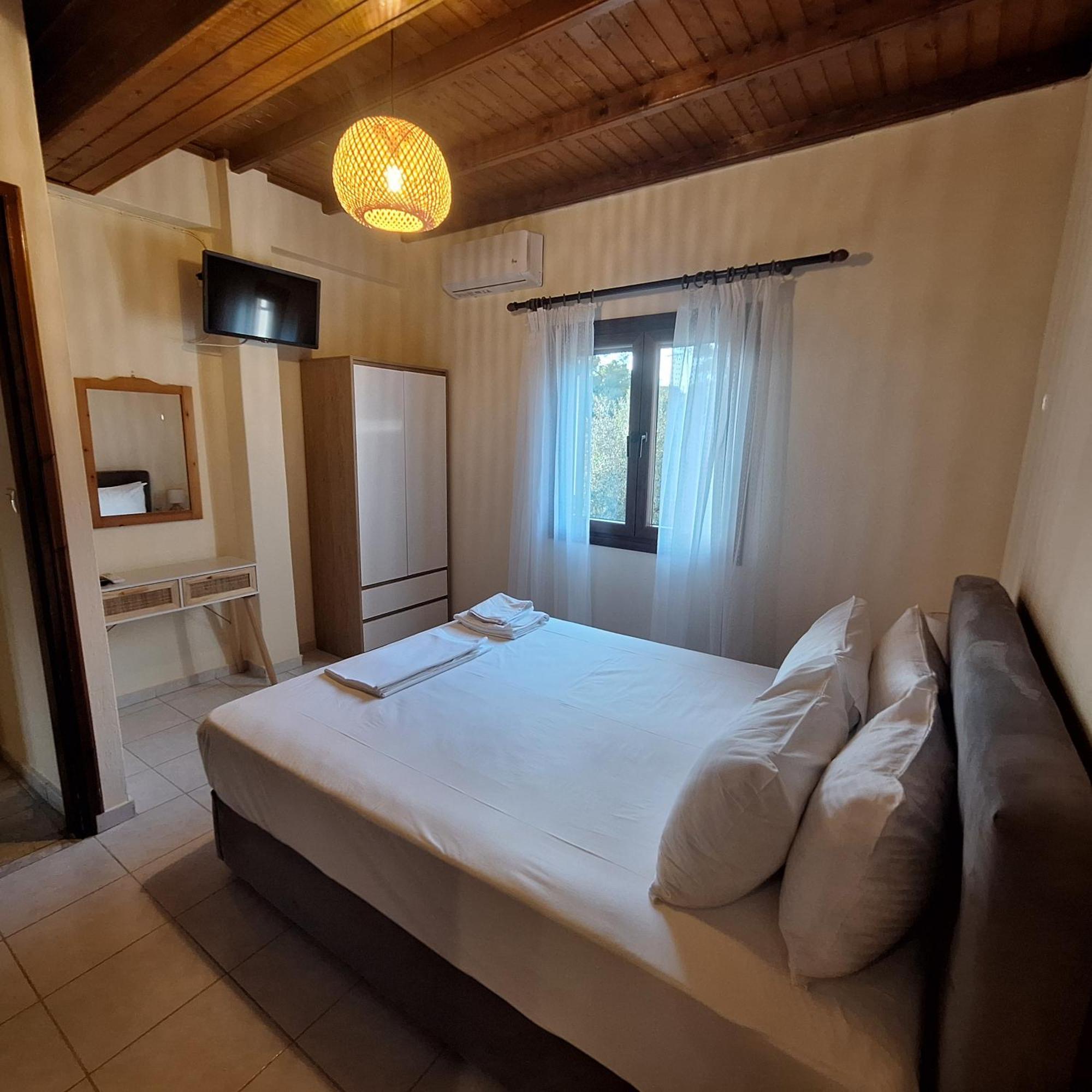 Areti Apartment Afra Ngoại thất bức ảnh